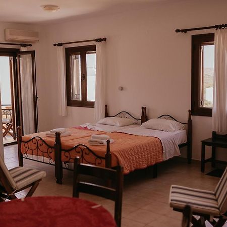 Flamingo Apartments Palekastro Bagian luar foto